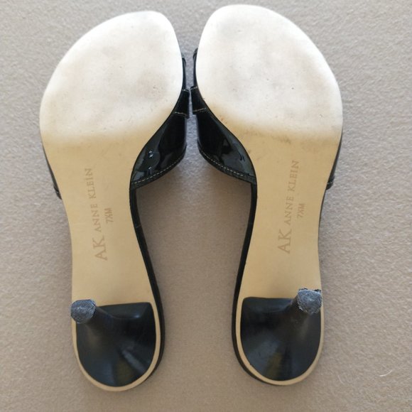 Women's Anne Klein size 7.5 black sandals - 3" heels - Picture 11 of 14